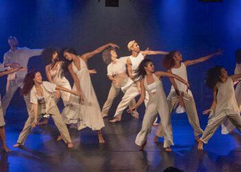Balé Teatro Castro Alves seleciona artistas-pesquisadores