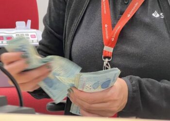 Especialistas criticam estratégia do BC e apontam efeitos negativos dos juros altos – CUT
