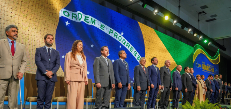 Ministro Luiz Marinho participa da abertura da XXVII Marcha a Brasília em Defesa dos Municípios — Ministério do Trabalho e Emprego