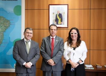Marinho recebe nova direção da Confenen para fortalecer diálogo sobre trabalho e qualificação — Ministério do Trabalho e Emprego