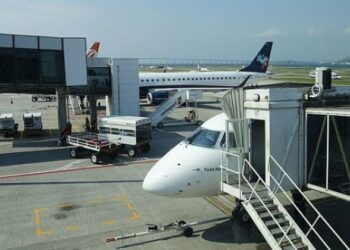 Aeroportuários convocam ato em defesa do Santos Dumont no RJ, no dia 8 de maio – CUT