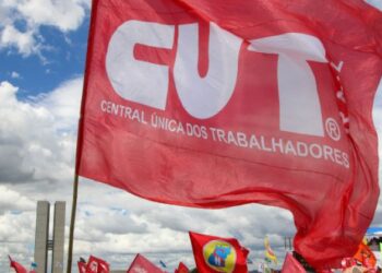 CUT e centrais lançam cartilha e ampliam mobilização pelo fim da escala 6×1 – CUT
