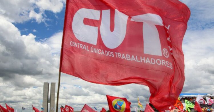 CUT e centrais lançam cartilha e ampliam mobilização pelo fim da escala 6×1 – CUT