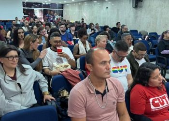 CUT apresenta campanha permanente contra o feminicídio em encontro LGBTQIA+ – CUT